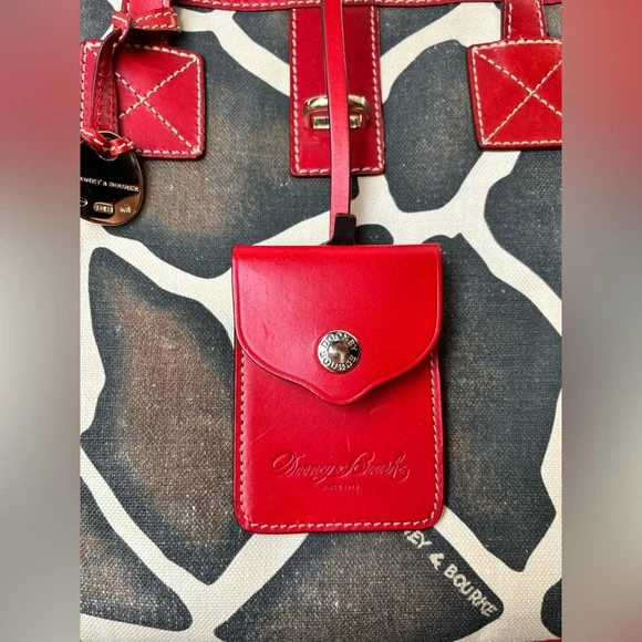 VNTG DOONEY & BUORKE GIRAFFE PRINT BAG WITH VACHETTA LEATHER KEY CASE & DUSTBAG